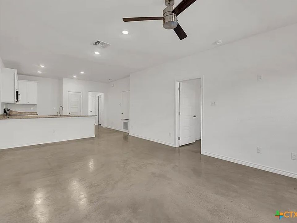 1st image of 1210 Concord Dr Unit B
