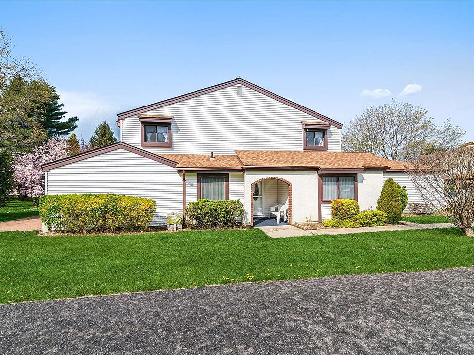1st image of 208 Alden Ct