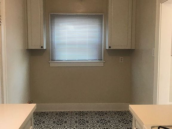 4th image of 4418 41st St #4418