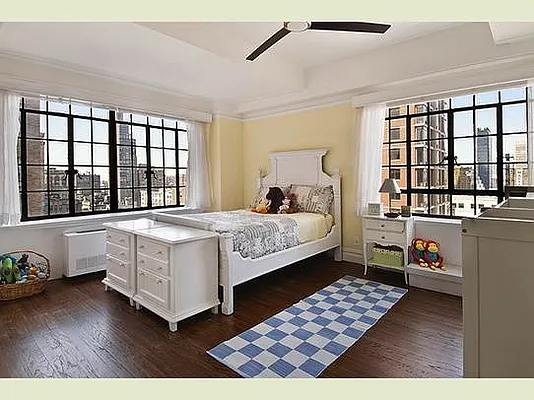 Sold by Stribling | media 13