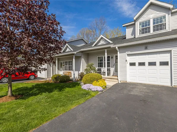 1310 Courtney Dr, Victor, NY 14564