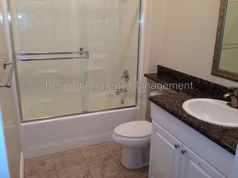 9263 Regents Rd #B209 — Photo 16
