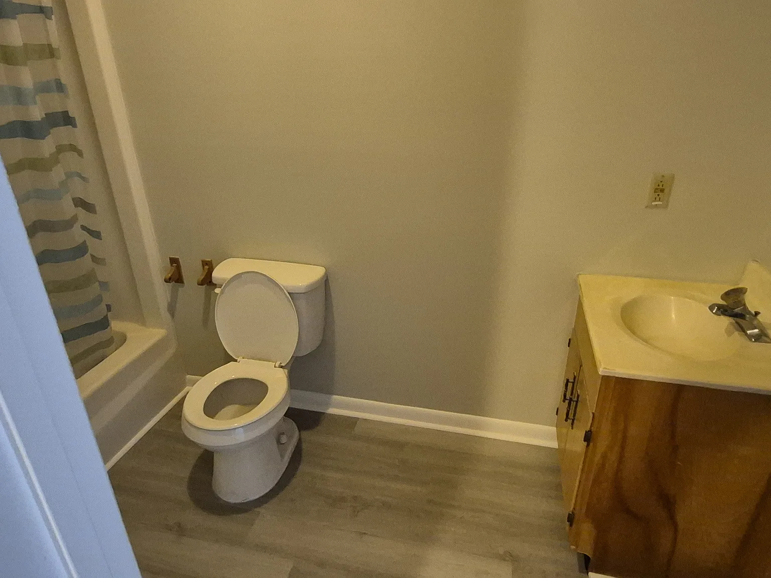 1 bed, 600 sqft, $1,150 — Photo 3