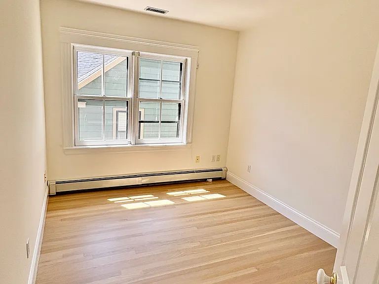 85 Sherman St #7 — Photo 6