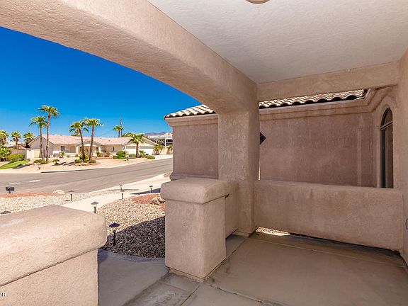 4th image of 2840 Papeete Dr