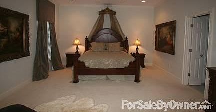 3rd image of 8451 Timber Creek Dr
