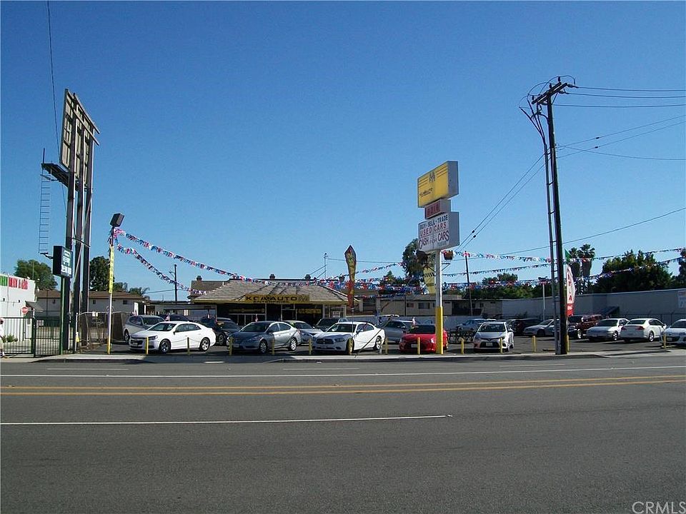 2nd image of 8218 Garden Grove Blvd