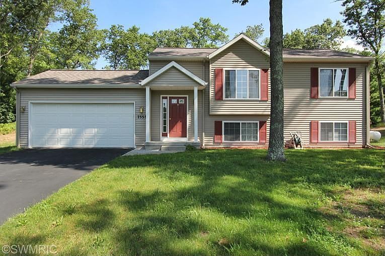1st image of 7559 E Mapleridge Ct