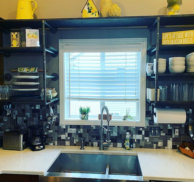 farm house sink, custom shel