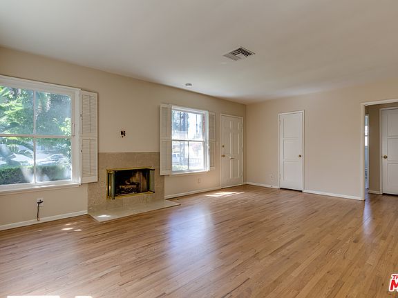 5th image of 5370 Yolanda Ave