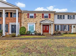 8300 Sawyer Brown Rd APT S306, Nashville, TN 37221