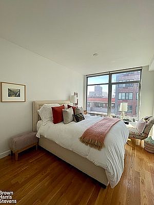 4th image of 267 6th St APT 6B