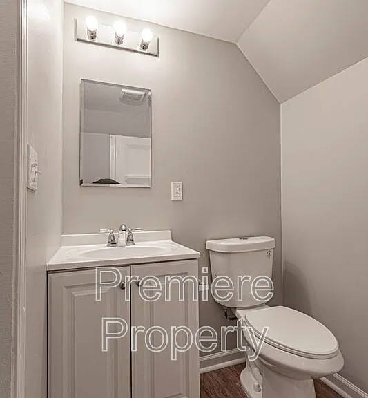 7826 Summit St — Photo 11
