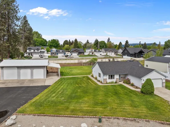 10603 N Hillview Dr, Hayden Lake, ID 83835