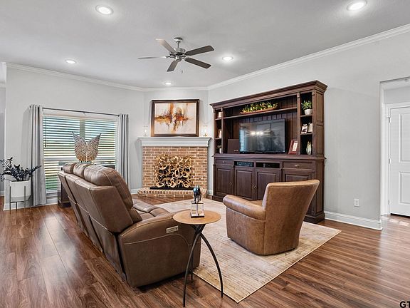 4th image of 11418 Lindsey Garden Dr
