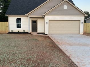 102 Turkey Trot Rd, Williamston, SC 29697