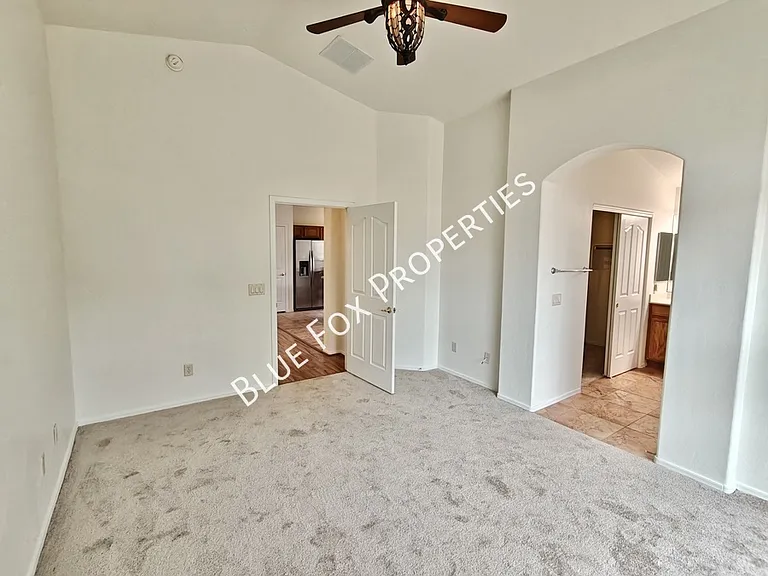 10923 S Lake Gambusi Dr — Photo 21