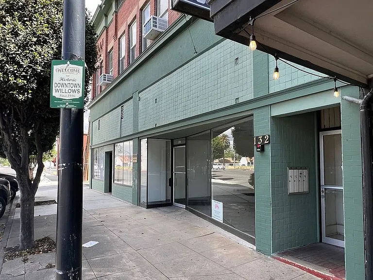 132 W. Sycamore St. — Photo 14
