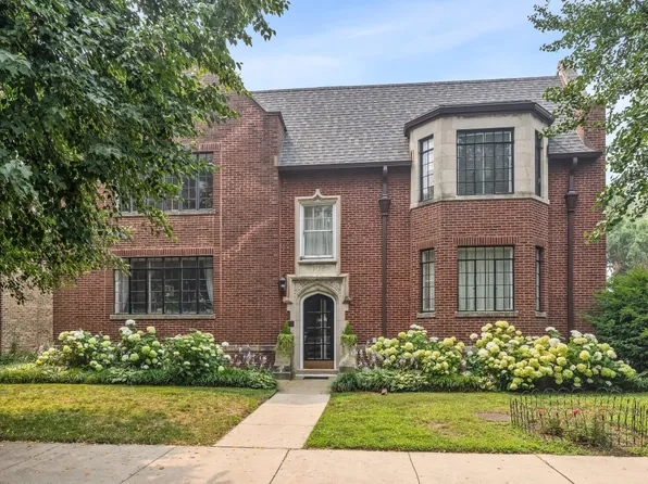1106 Seward St APT 2E, Evanston, IL 60202