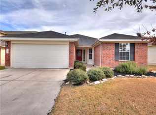 222 Tolcarne Dr, Hutto, TX 78634