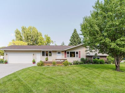 1656 W Gateway Cir S, Fargo, ND, 58103