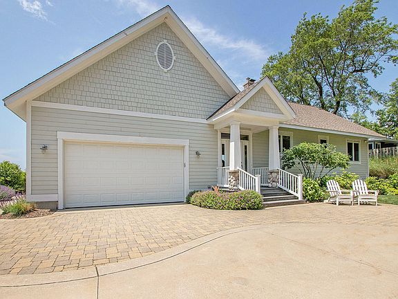 5th image of 6325 Lakeshore Dr