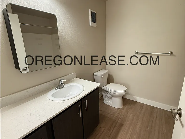 4040 Horace St #7 — Photo 5