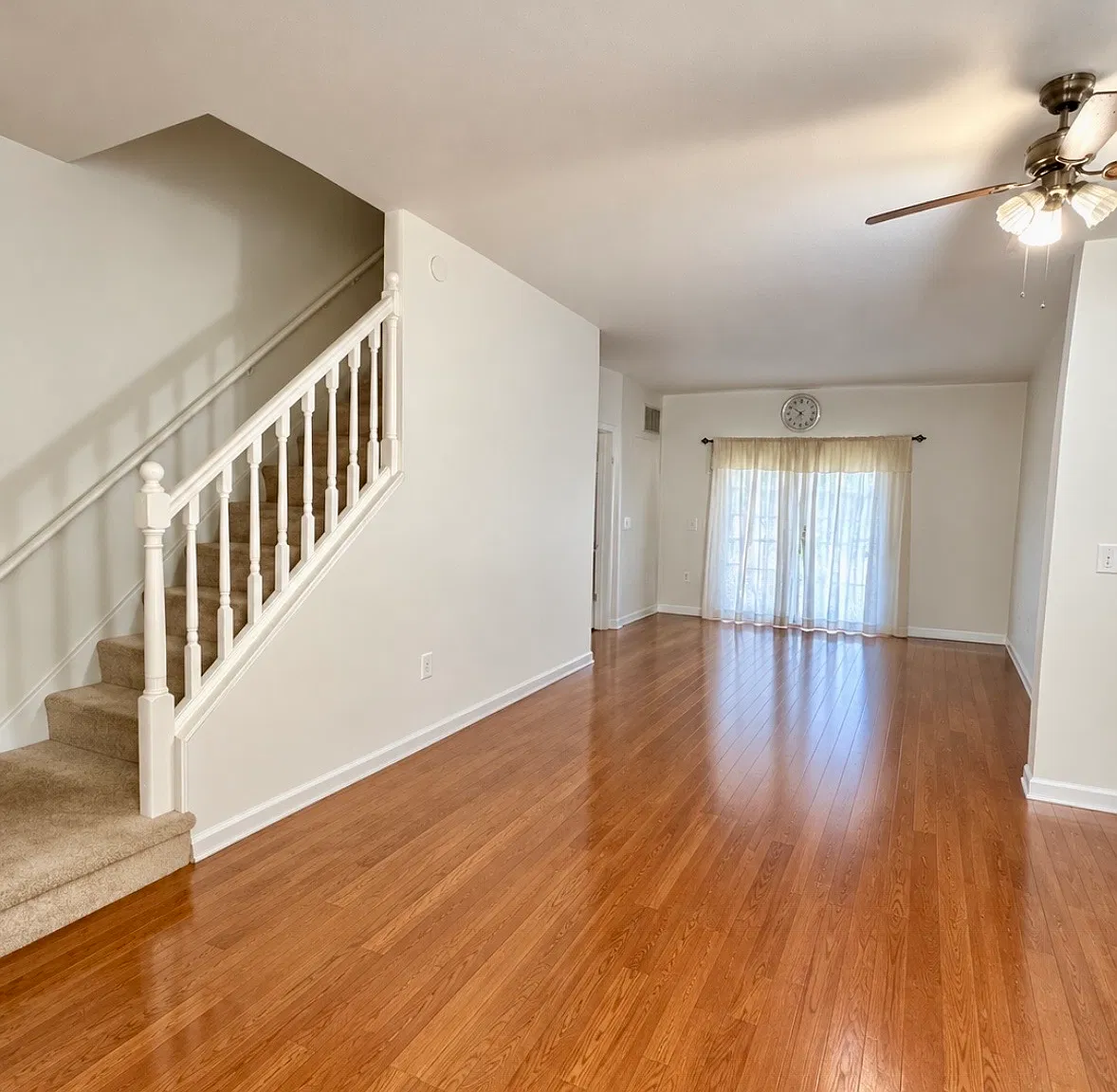 Cedar Grove Ln, Elkridge — Photo 1