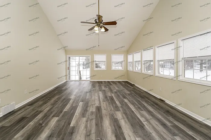 3463 Cottage Grove Rd — Photo 6