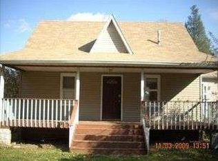 310 Smithburg Rd, Manalapan, NJ 07726