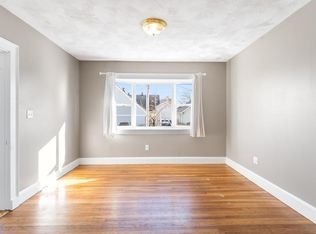 30 Harrison St, Quincy, MA 02169