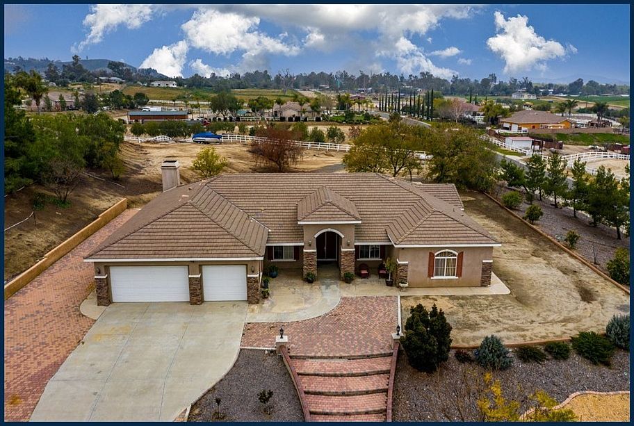 1st image of 17161 Birds Eye Dr