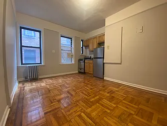 Rented by Realty 2000 Corp