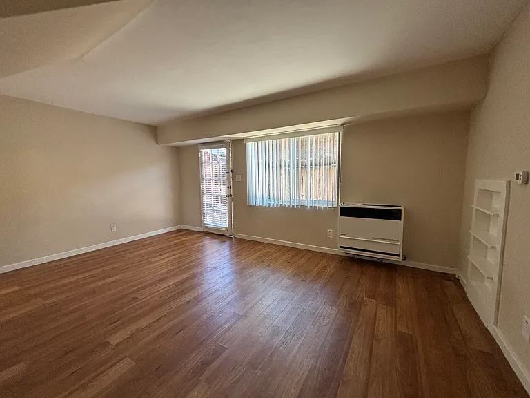 2261 Williams St #2261 — Photo 4