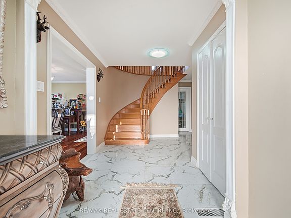 5th image of 2555 Cynara Rd