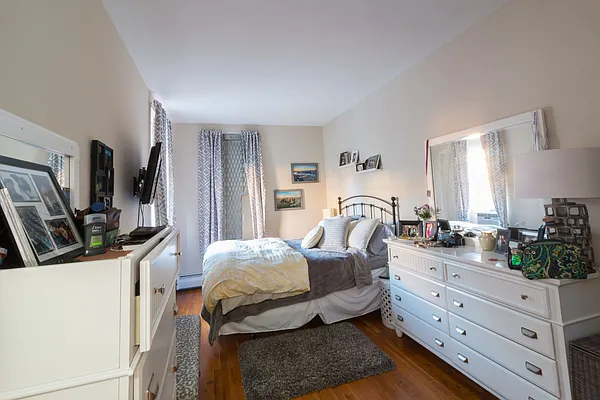 Rented by Waldstar Real Estate LLC | media 24