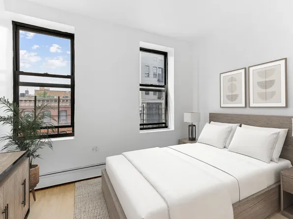 879 De Kalb Avenue image 3 of 7