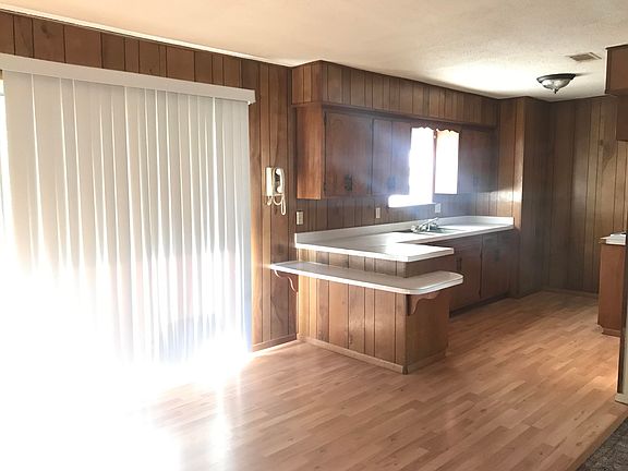 5th image of 130 Yelco Dr