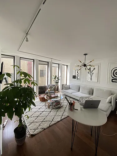 100 E Walton St #16G Photo 1