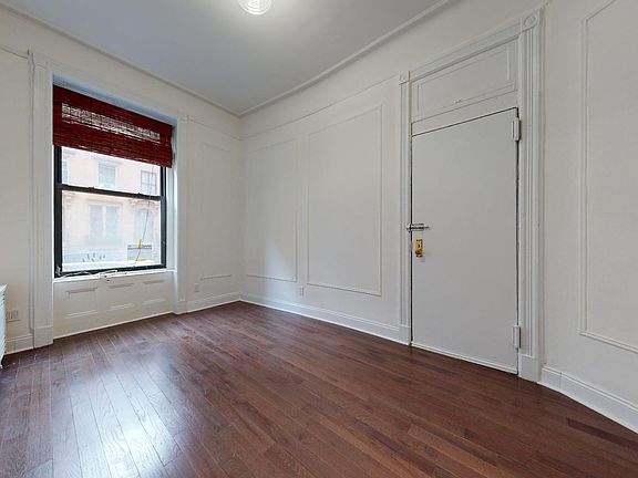 3rd image of 515 E 87th St #1E