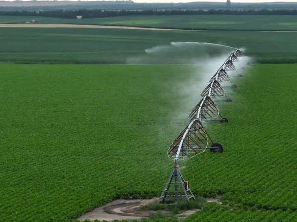 Road, Hemingford, NE 69348