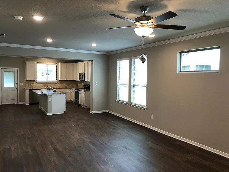 617 Ripplewood Dr — Photo 10