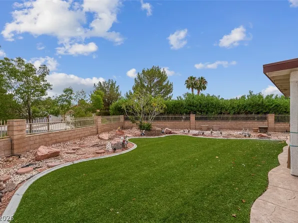 5204 Rim View Ln, Las Vegas, NV 89130