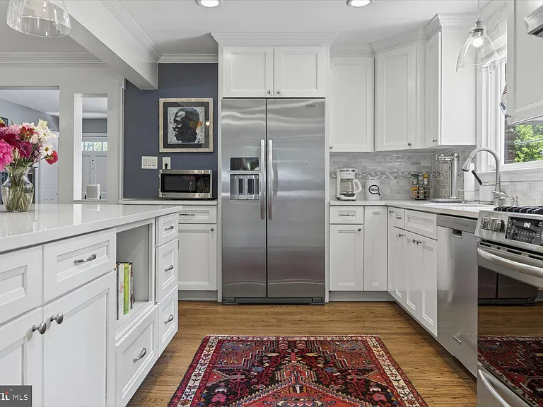 2212 Reddfield Dr — Photo 16