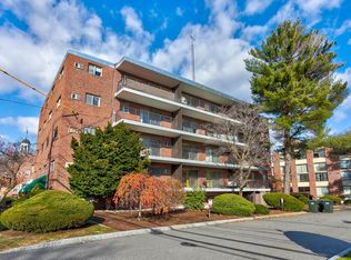 995 Massachusetts Ave APT 505, Arlington, MA 02476