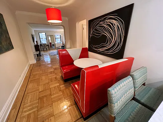 Rented by Apartment Luxe Realty Group, Inc | media 29