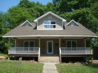 709 Holloway St, Durham, NC 27701