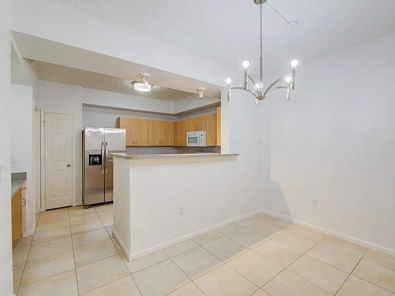 533 NE 3rd Ave #131 — Photo 15
