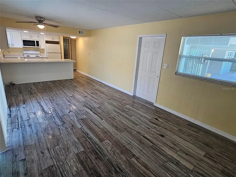 2045 Alpine Rd #1 — Photo 7