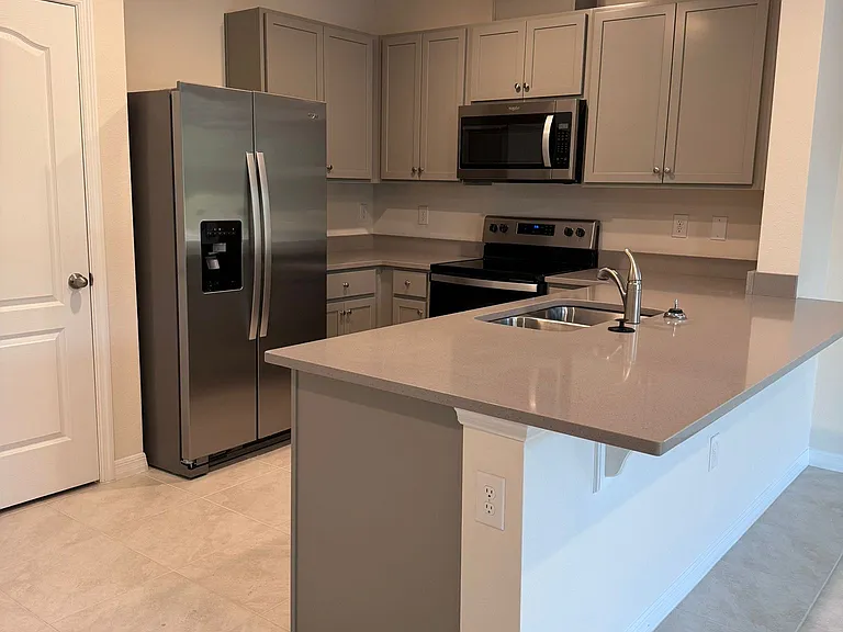 1584 Swan Swim Dr #1584 — Photo 6